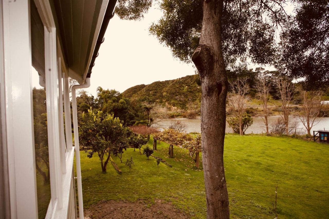 The Signal Box Hotel Whanganui Exterior foto